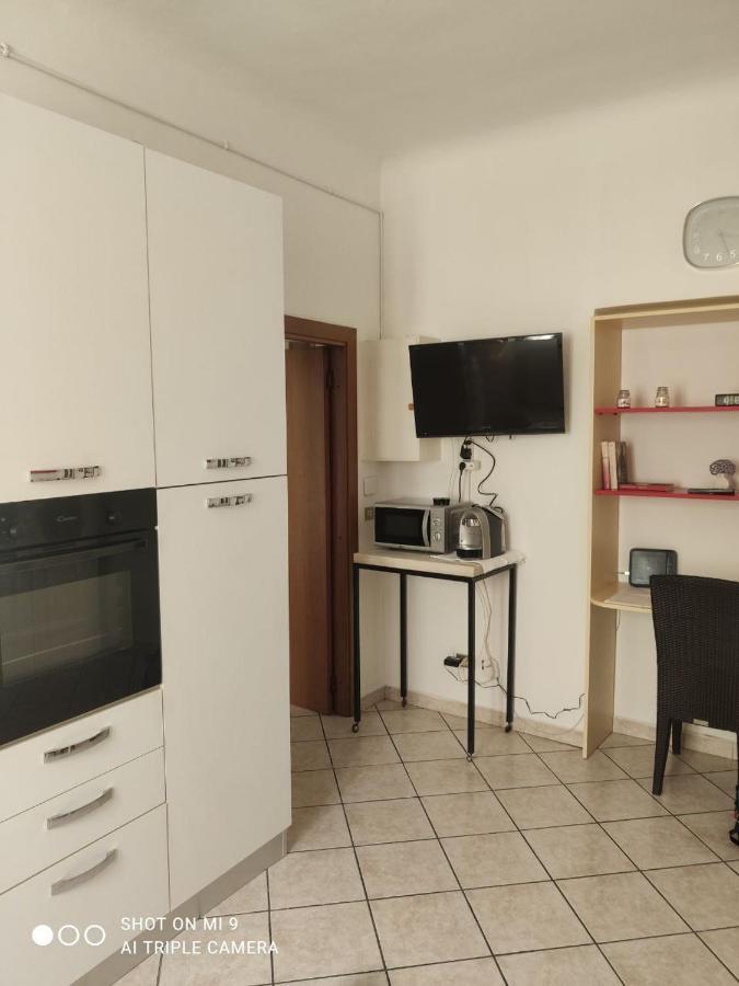 Апартаменти Naviglio51Bocconi Мілан Екстер'єр фото